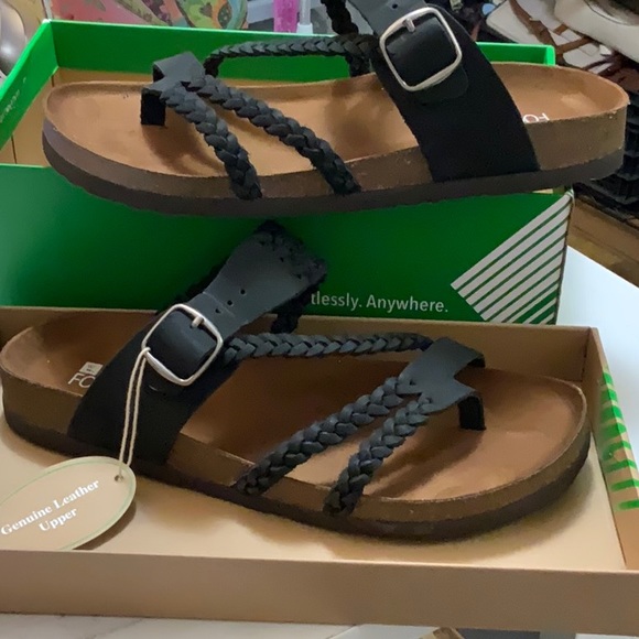 white mountain hayleigh flat sandals